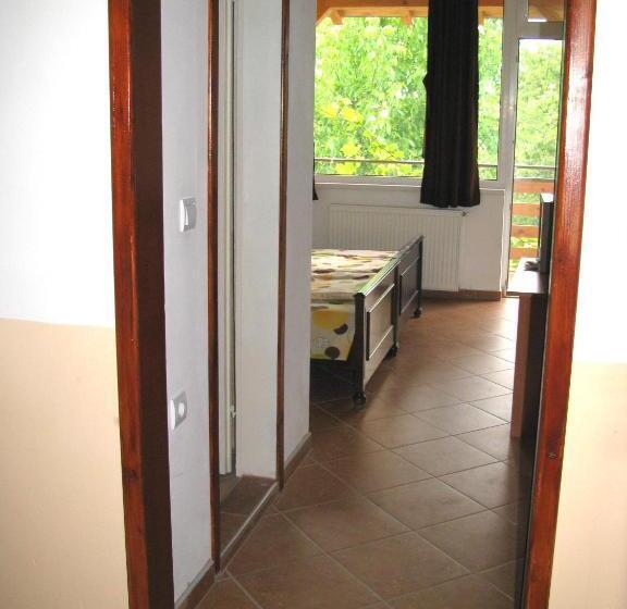 Номер Стандарт с Балконом, Guest House Familia