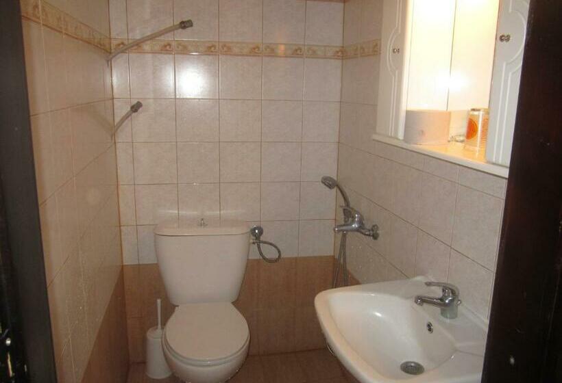 ジュニアスイート, Guest House Popov