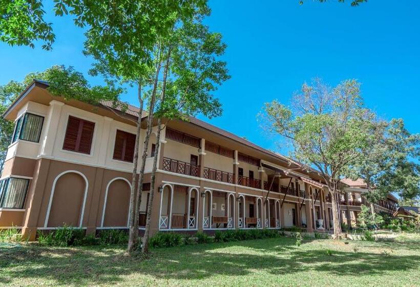 חדר סופריור לארבעה, Sabaidee Valley