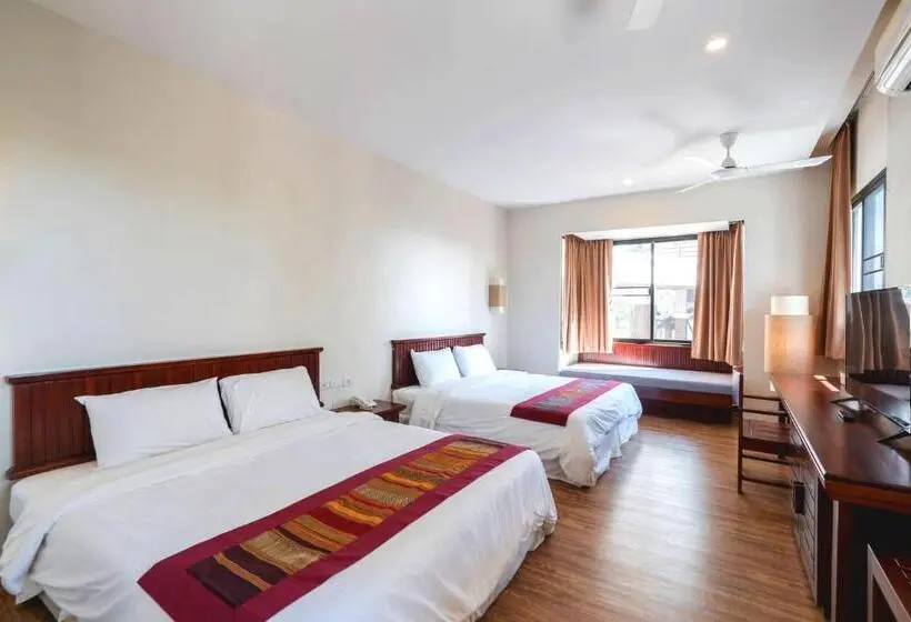 4 Bett Superior Zimmer, Sabaidee Valley