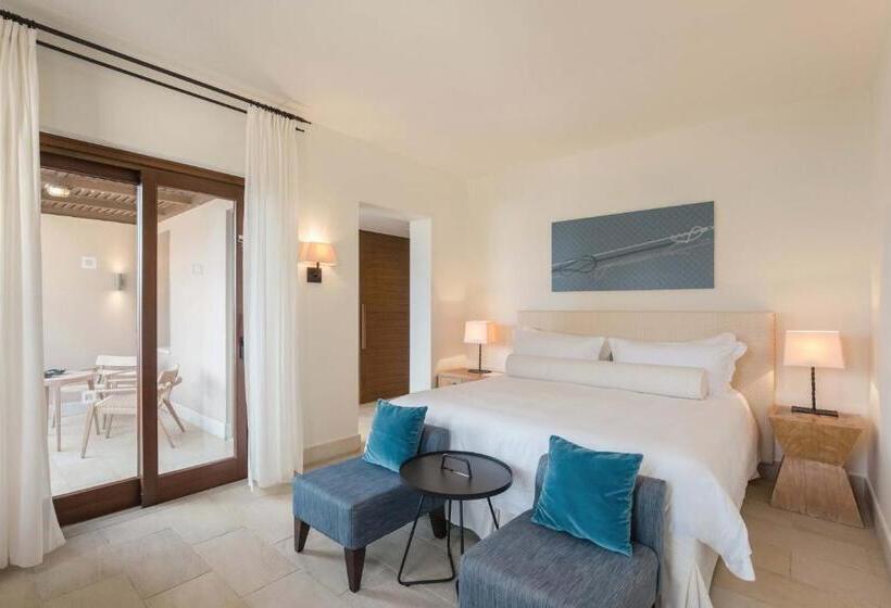 Bungalow Deluxe, Phāea Blue