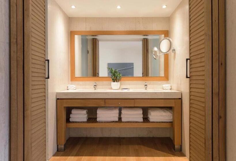 Maisonette Standard 1 Quarto, Phāea Blue