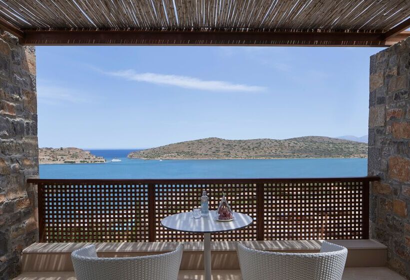 Maisonette Standard 1 Quarto, Phāea Blue