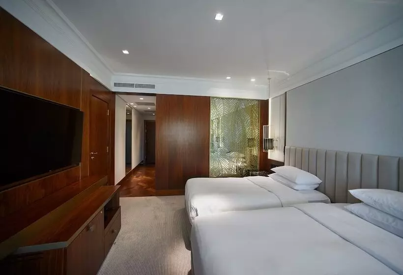 اتاق استاندارد با چشم‌انداز شهر, Grand Hyatt Dubai Resort & Waterpark