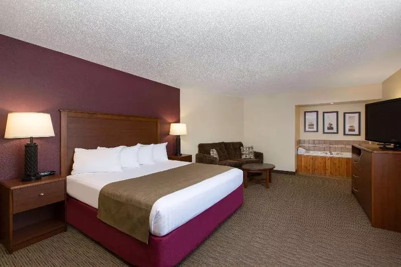 キングサイズベッドのスイートルーム, Americinn By Wyndham Merrill