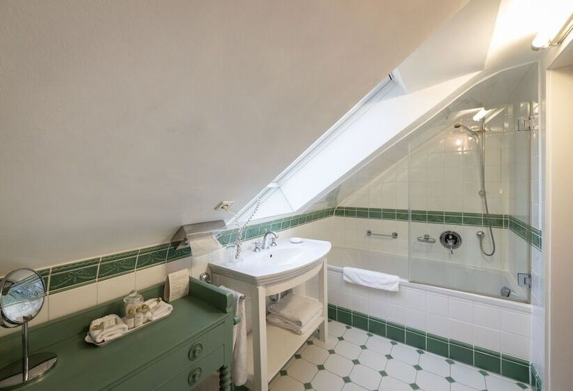 标准单人间, Belle Epoque