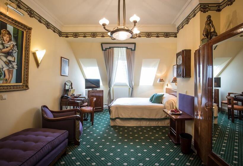 标准单人间, Belle Epoque