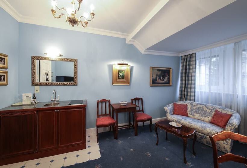 豪华房间, Belle Epoque