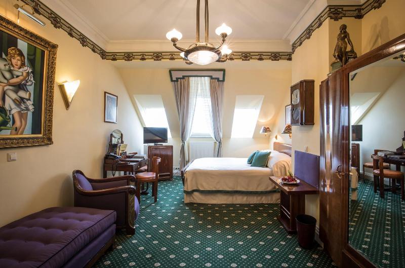 标准单人间, Belle Epoque