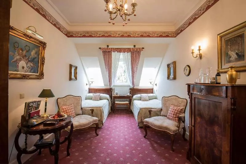 اتاق استاندارد یک نفره, Belle Epoque