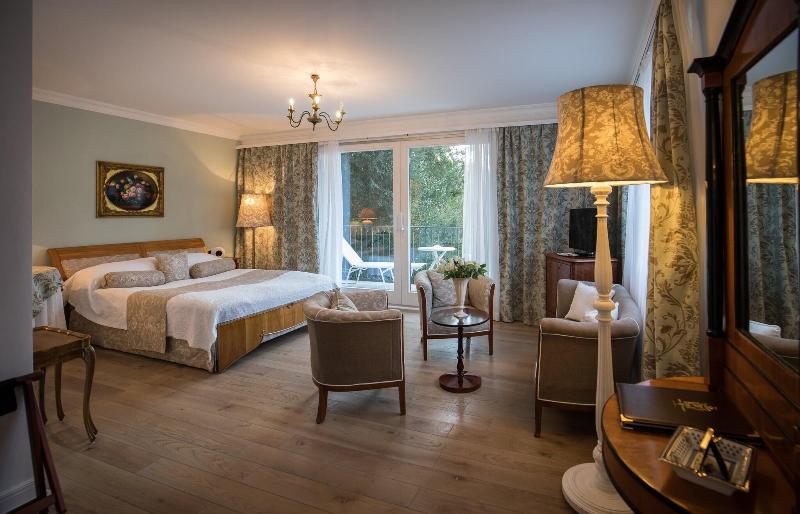 豪华房间, Belle Epoque