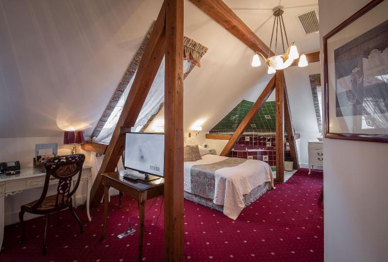 Номер Deluxe, Belle Epoque