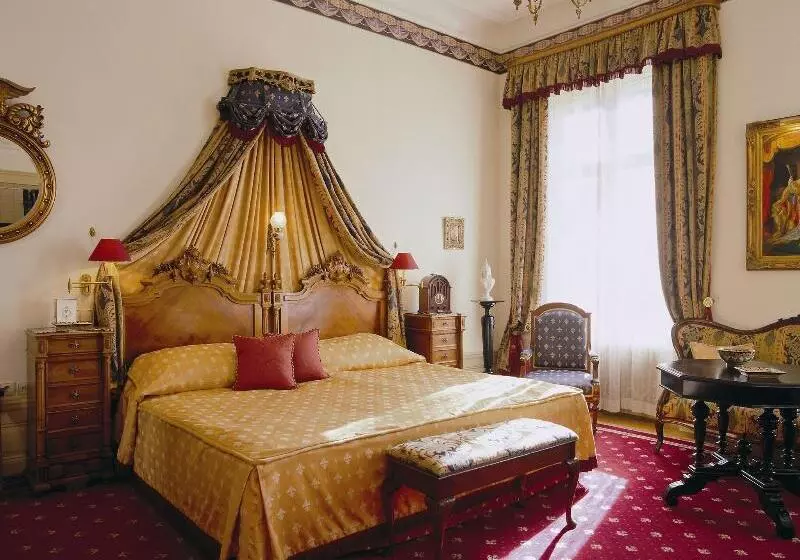 سوییت جونیور, Belle Epoque