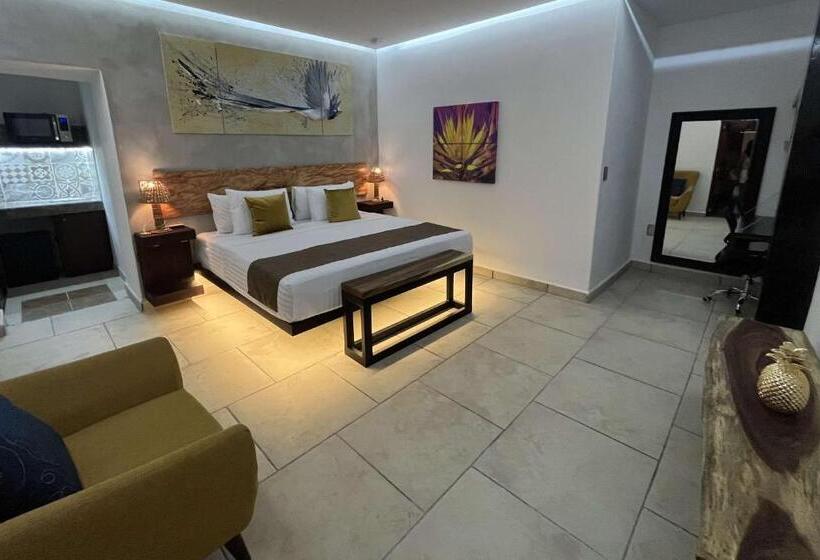 带大床的套房, Best Western Posada Chahue