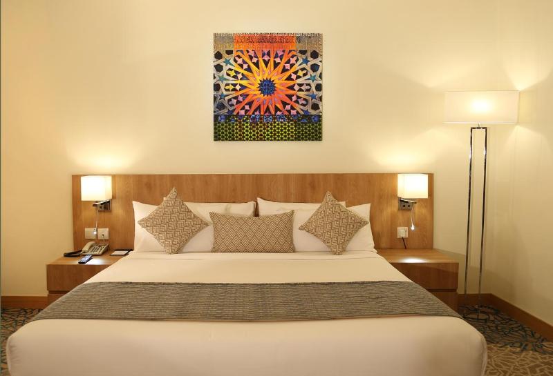 سوییت جونیور, Dammam Palace