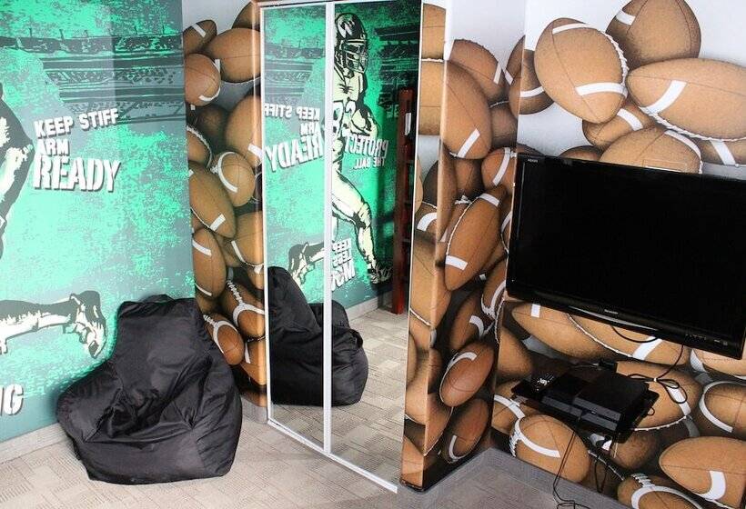 Family Suite, Days Inn By Wyndham Regina