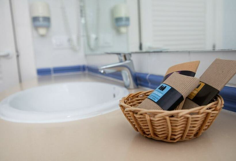 스탠다드 룸, Dwo Les Palmeres