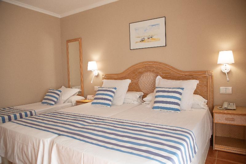 스탠다드 트리플 룸, Dwo Les Palmeres