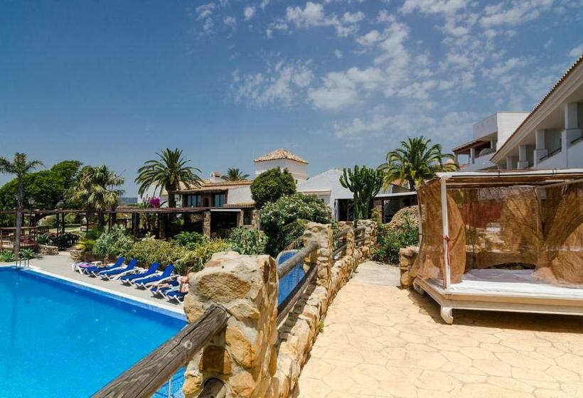 سوئیت جونیور با چشم‌انداز باغ, El Cortijo De Zahara By Qhotels