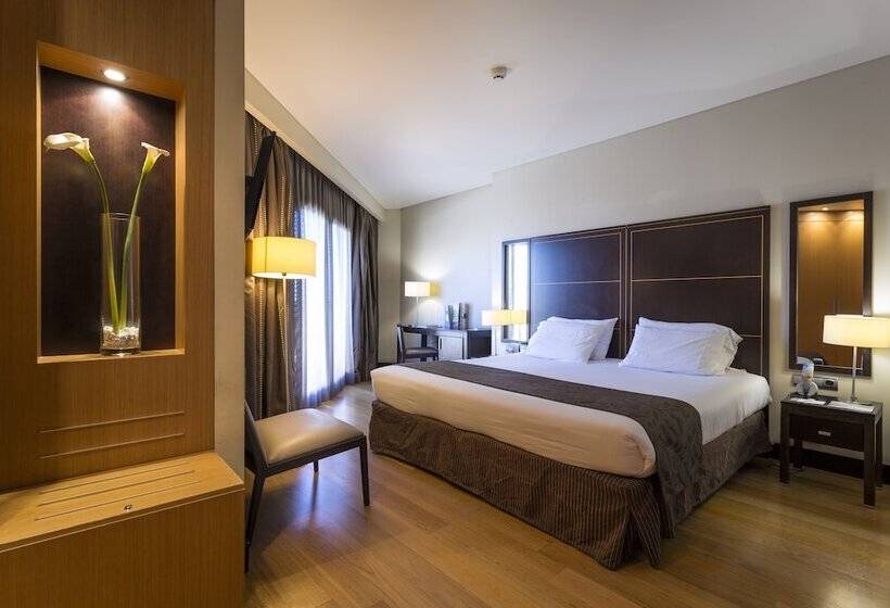 Номер Стандарт, Eurostars Monumental