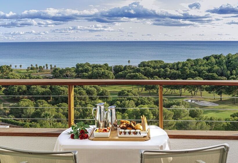Номер Deluxe Вид на Море, Eurostars Sitges