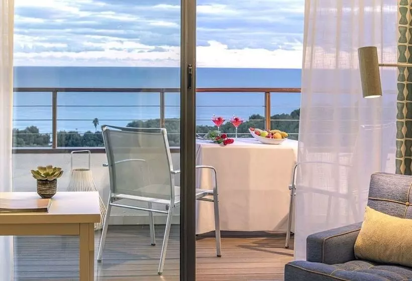 オーシャンビュースーペリアールーム, Eurostars Sitges