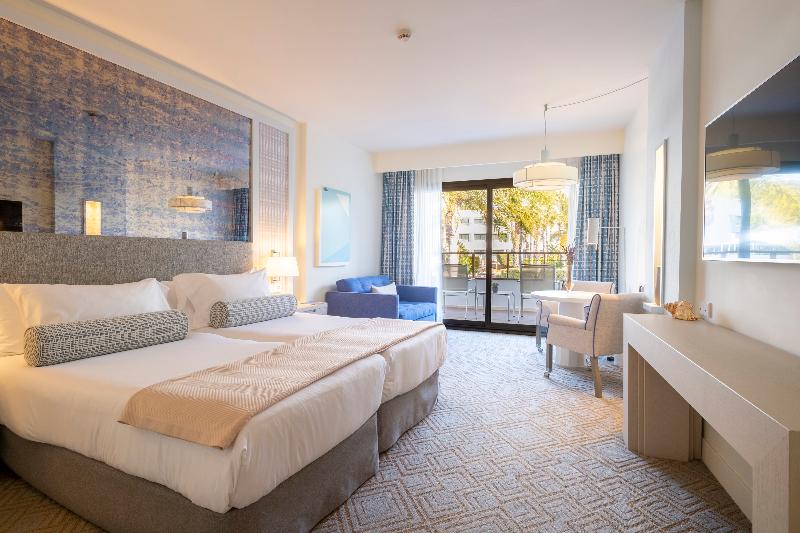 带露台的高档房间, Eurostars Sitges