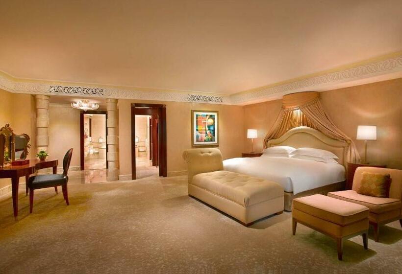 سوییت با چشمانداز باغ, Grand Hyatt Dubai