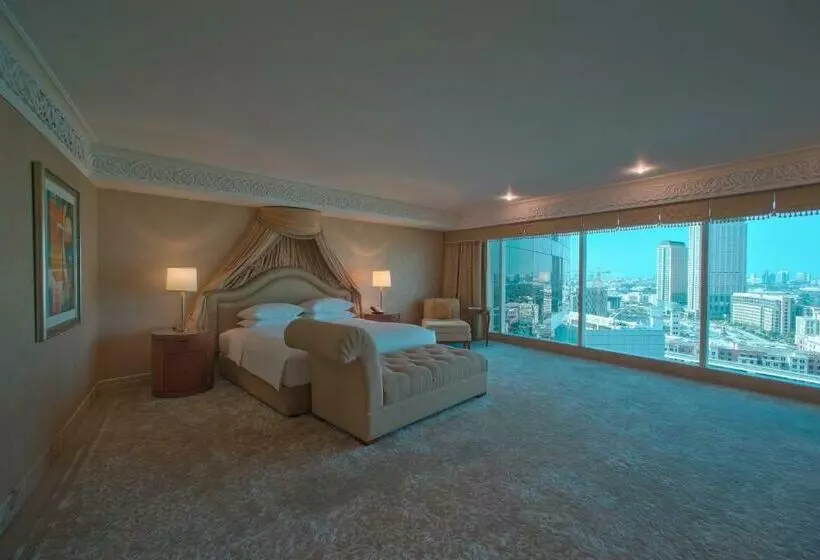سوییت با چشم‌انداز باغ, Grand Hyatt Dubai Resort & Waterpark
