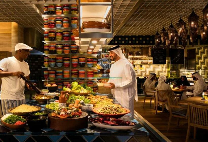Номер Клуб, Grand Hyatt Dubai