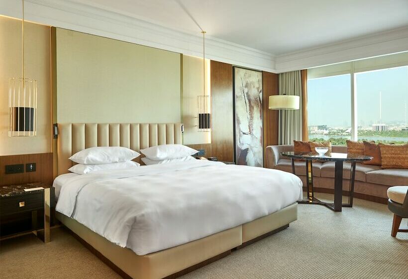 اتاق کلاب, Grand Hyatt Dubai