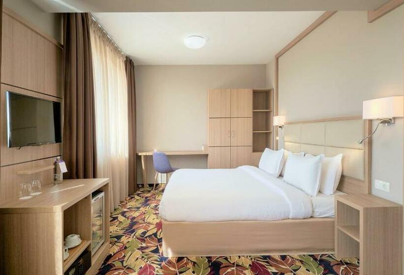 חדר משפחתי, Imperial Plovdiv, A Member Of Radisson Individuals