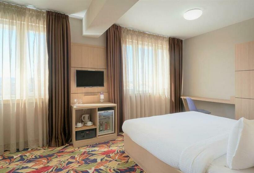 חדר משפחתי, Imperial Plovdiv, A Member Of Radisson Individuals