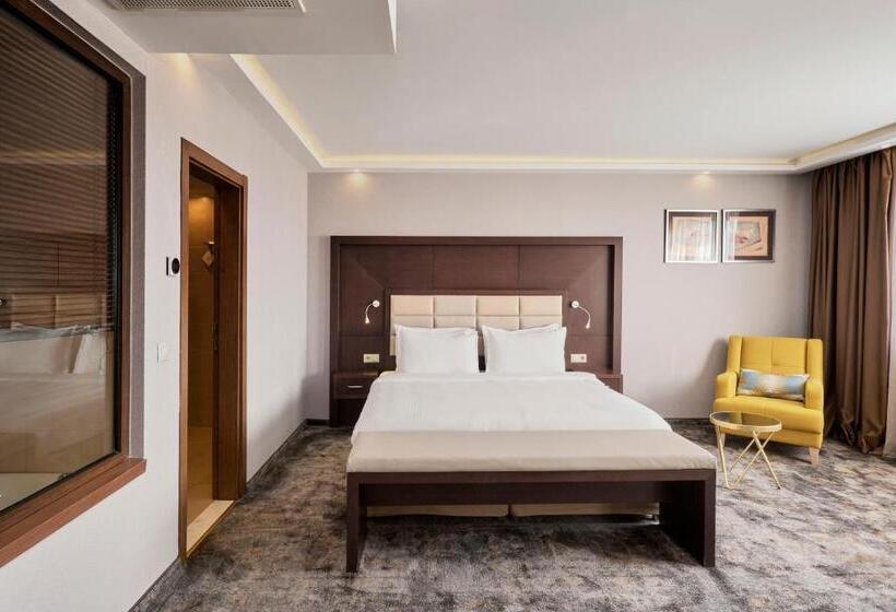 סוויטה עם נוף לעיר, Imperial Plovdiv, A Member Of Radisson Individuals