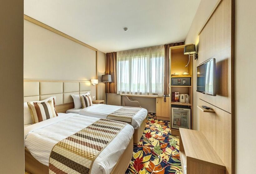 חדר סטנדרט נוף לגינה, Imperial Plovdiv, A Member Of Radisson Individuals