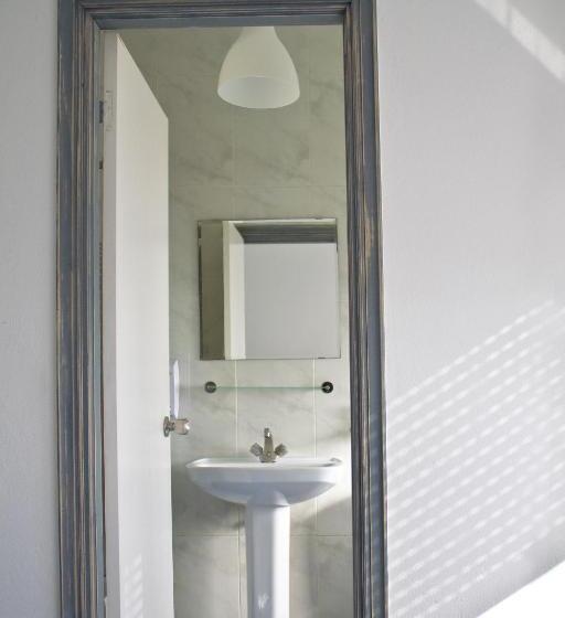 חדר סטנדרט לשלושה, Langosteira