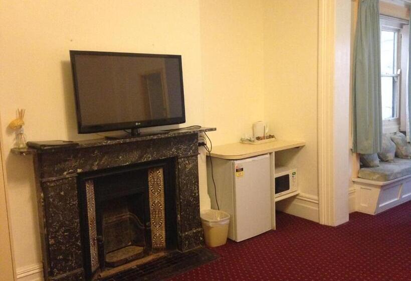 اتاق لوکس, The North Shore