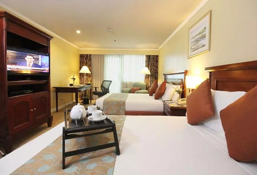 اتاق لوکس, Oxford Suites Makati
