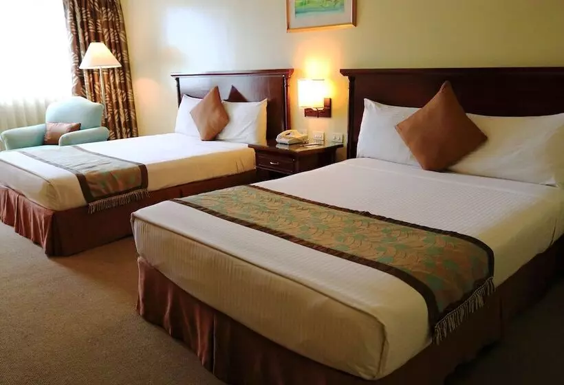 اتاق لوکس, Oxford Suites Makati