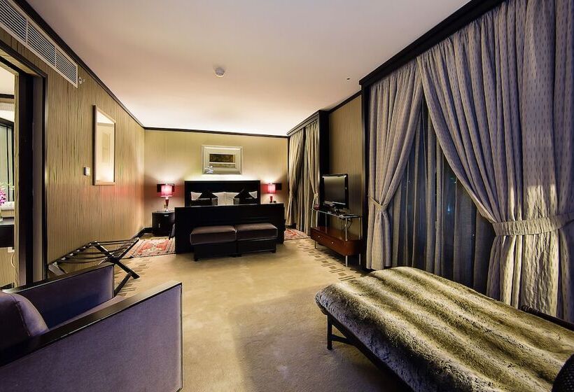 سوئیت پرزیدنت, Ramada Plaza By Wyndham Dubai Deira