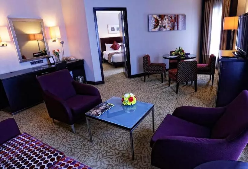 سوئیت اجرایی با تخت کینگ, Ramada Plaza By Wyndham Dubai Deira