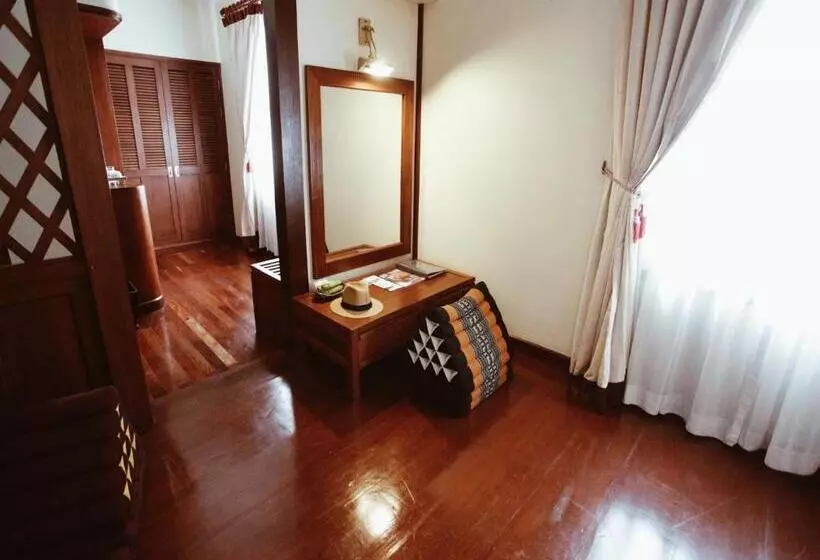スタンダードルーム, Royal Angkor Resort & Spa