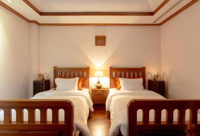 بانگلوی استاندارد, Royal Angkor Resort & Spa