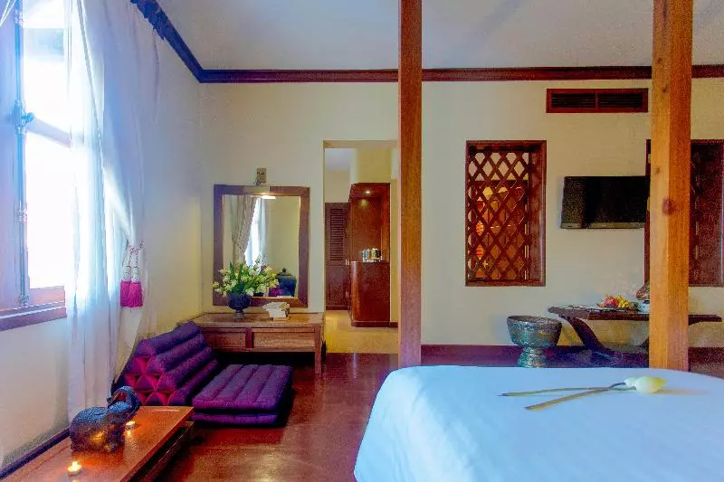 スタンダードバンガロー, Royal Angkor Resort & Spa