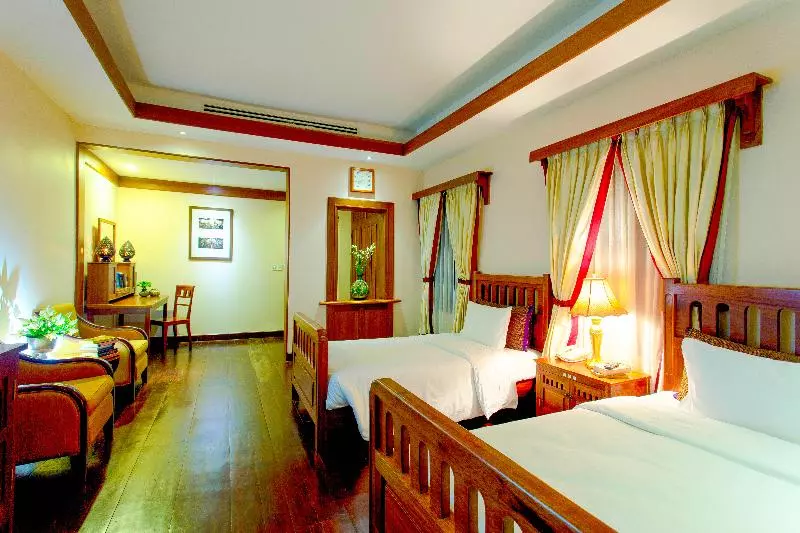 スタンダードバンガロー, Royal Angkor Resort & Spa