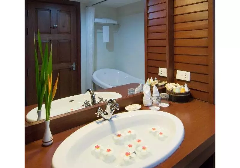 デラックスルーム, Royal Angkor Resort & Spa