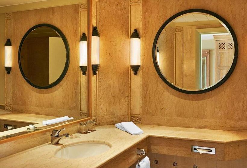 キングサイズベッドのクラシックルーム, Sheraton Soma Bay Resort