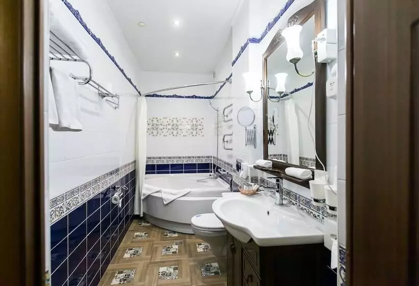 Juniorsviitti, Sokol Hotel Suzdal
