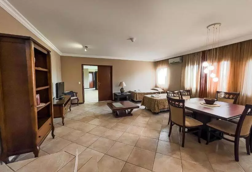سوئیت پرزیدنت, Suíça Hotel By Nordic