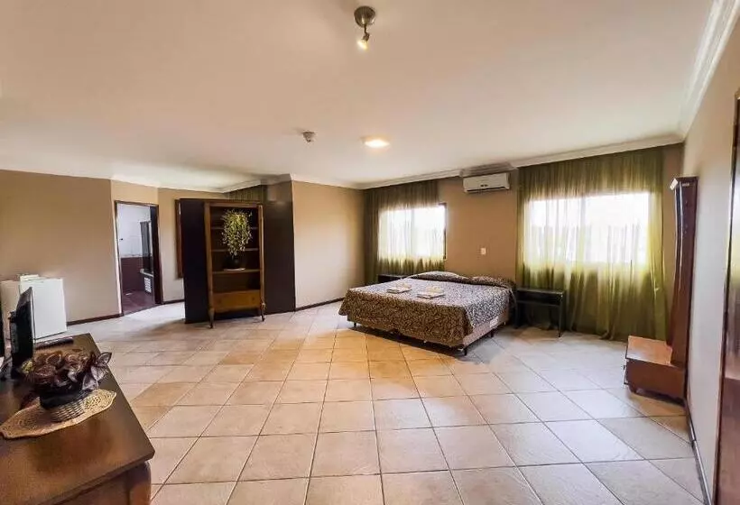 سوئیت پرزیدنت, Suíça Hotel By Nordic